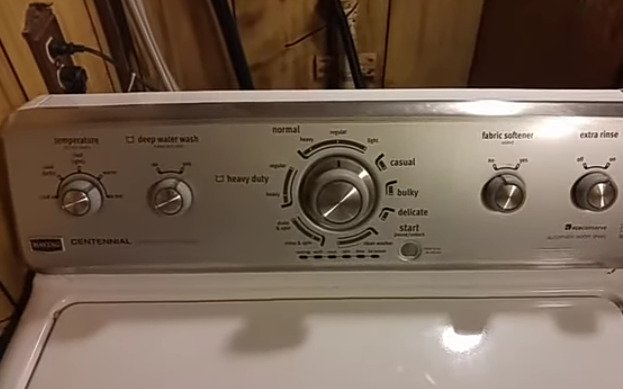 Maytag centennial washer blinking sensing light